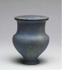 Рис. 3 Ваза окрашенная египетской синью. Время изготовления около 1300 до н.э.